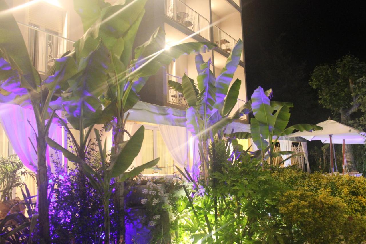 Hotel Bijou Forte dei Marmi Exterior foto